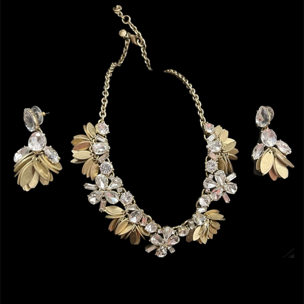 J Crew Crystal bouquet necklace set